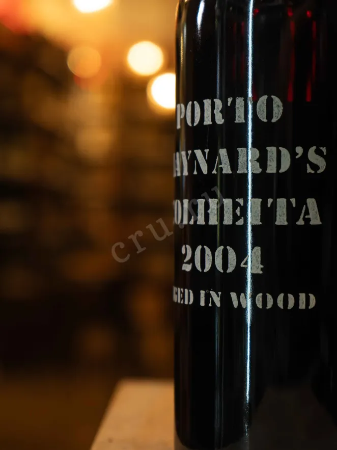 В магазине Крю Профи Maynards Colheita Porto wooden box 2004 0.75 л