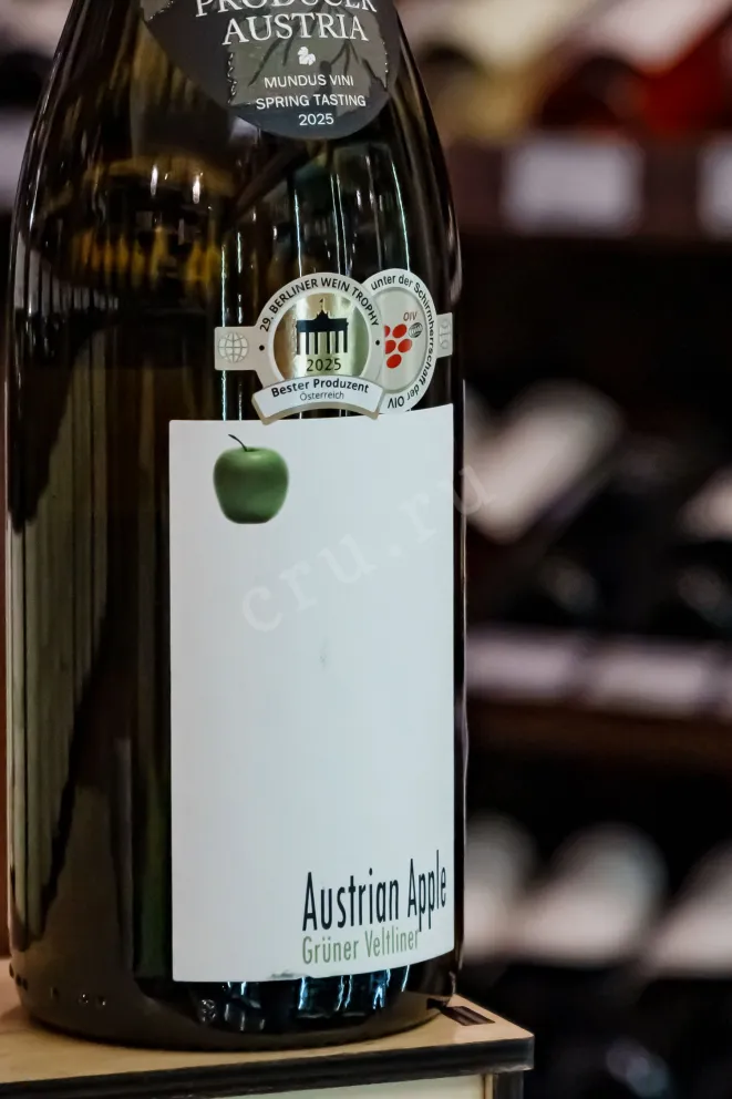 В магазине Крю Профи Weingut R&A Pfaffl Austrian Apple Gruner Veltliner 2024 0.75 л