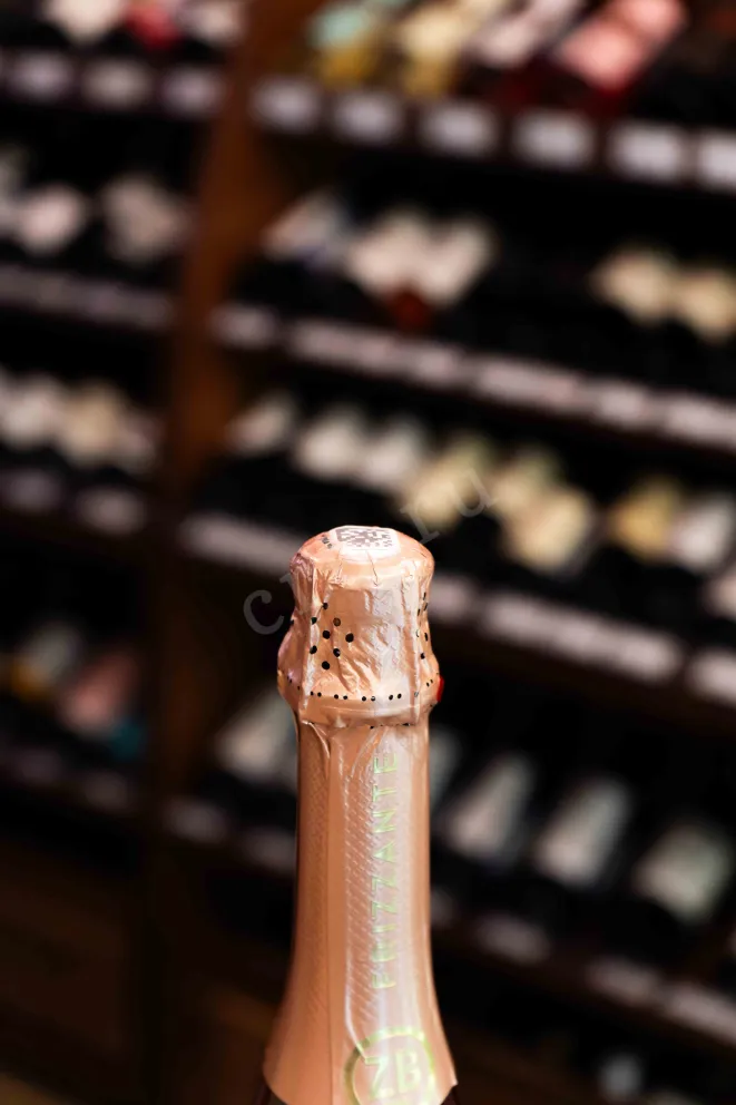 Пробка ZB Wine Frizzante Rose 2024 0.75 л