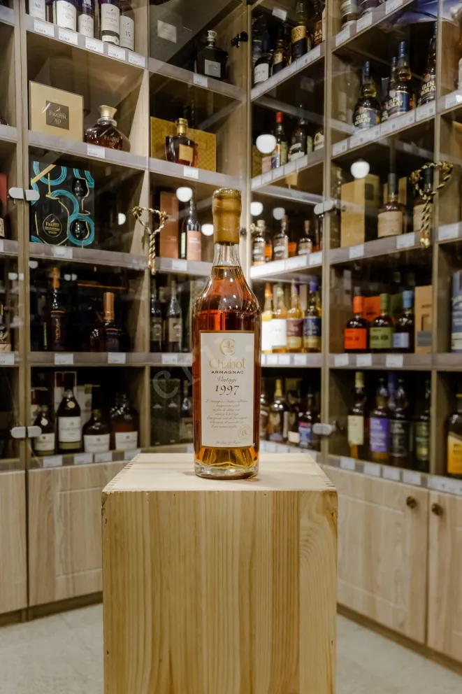 В магазине Крю Профи Chabot Vintage in tube 1997 0.7 л