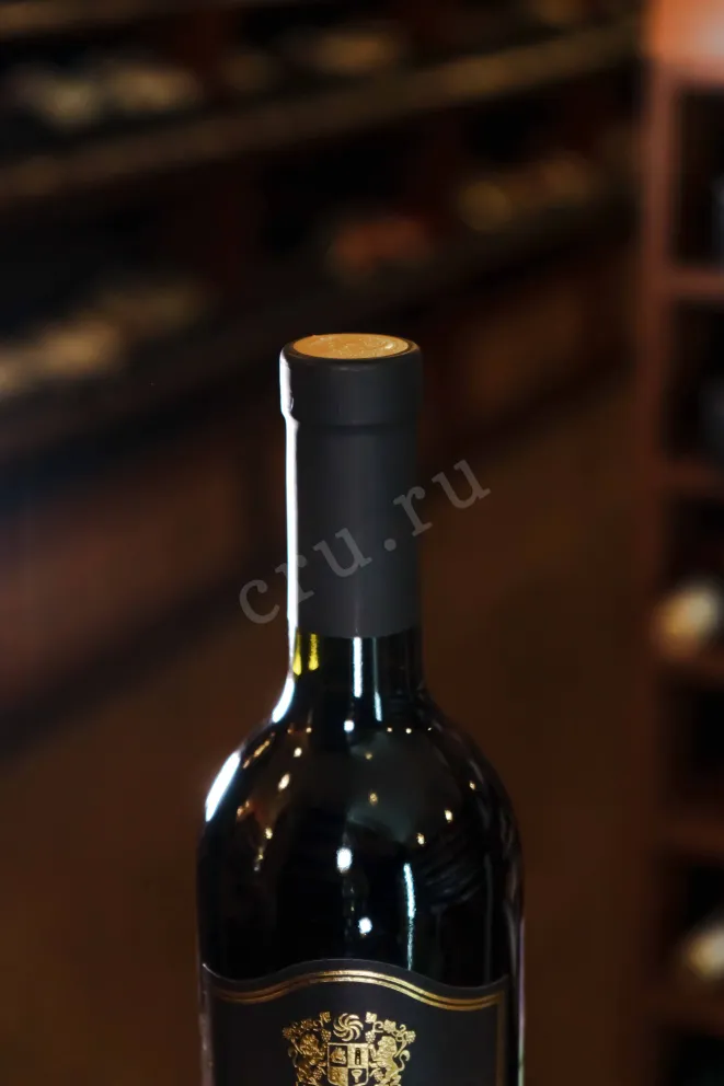 Пробка Mildiani Napareuli 2022 0.75 л