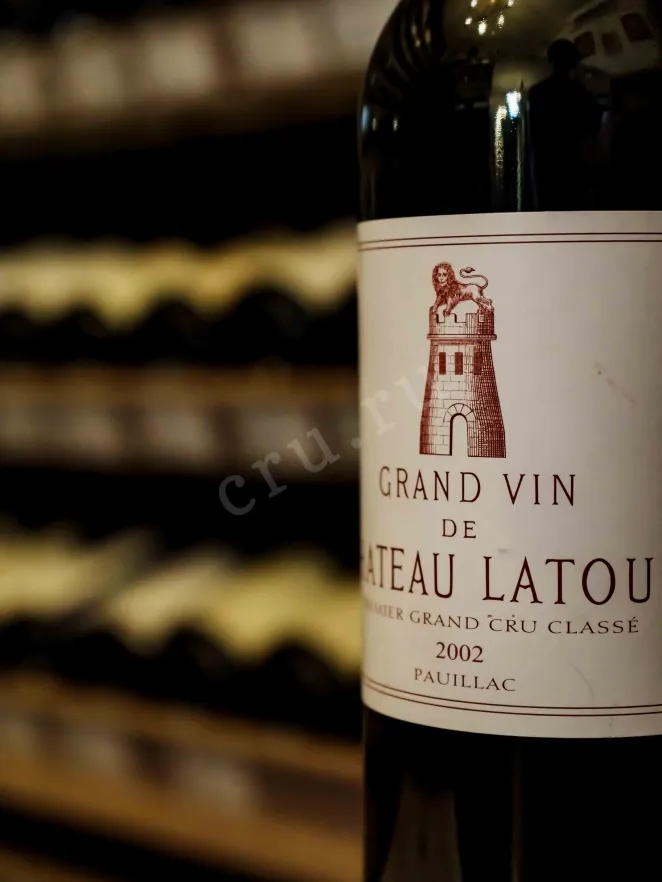 В магазине Крю Профи Chateau Latour 1-er Grand Cru Classe Pauillac 2002 0.75 л
