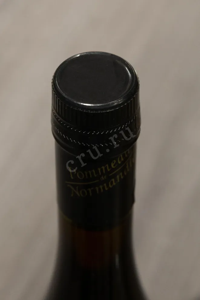 Пробка Christian Drouin in gift box 0.7 л