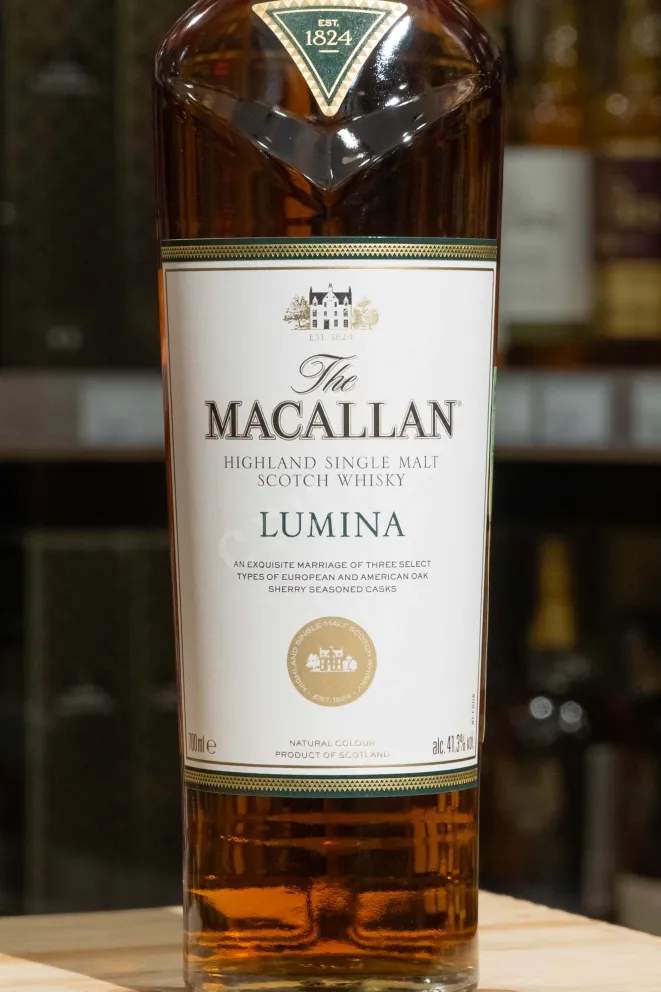 В магазине Крю Профи Macallan Lumina gift box 0.7 л