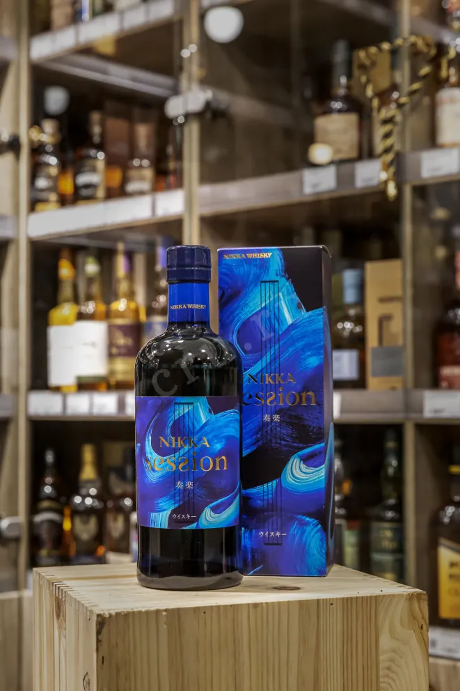 В магазине Крю Профи Nikka Session in gift box 0.7 л