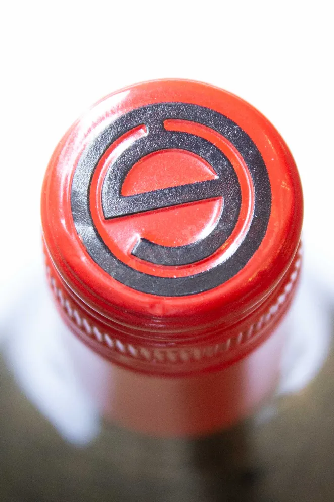 Пробка Avance Pinot Noir Tasmania Glaetzer-Dixon 2022 0.75 л