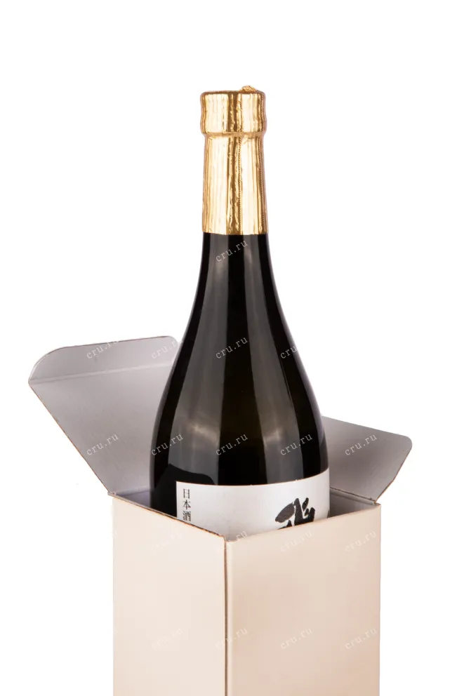 Саке Dewatsuru Junmai Daiginjo Hihaku with gift box  0.75 л