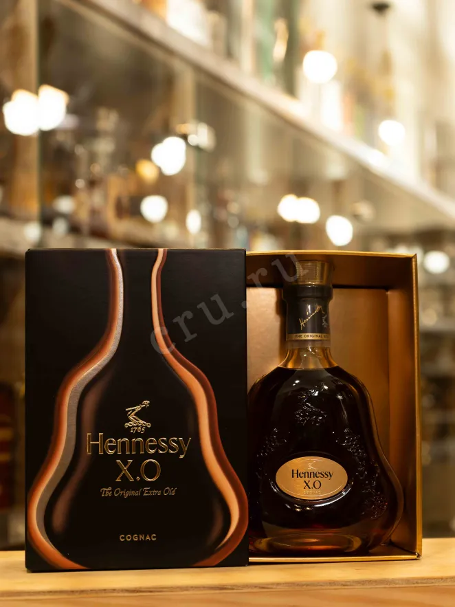 В магазине Крю Профи Hennessy XO 0.35 л