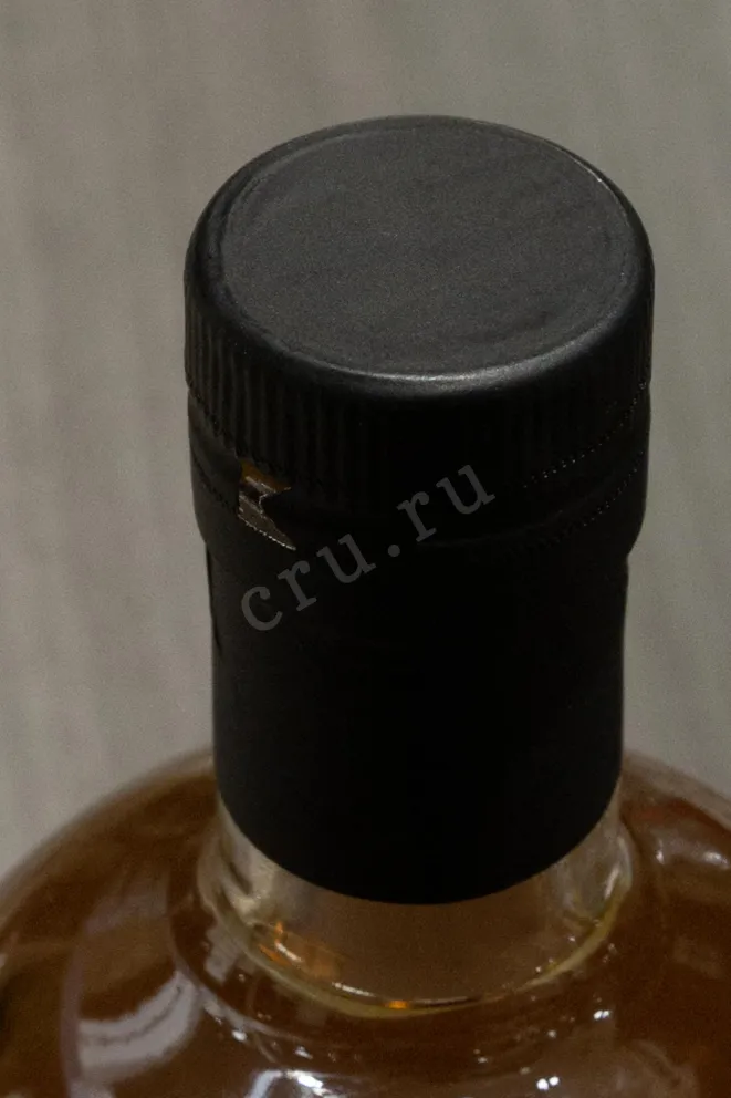 Пробка Perky Penguin Peated Blended Malt 0.7 л