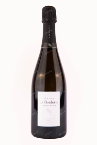 Шампанское Domaine La Borderie Cuvee Trois Contrees  0.75 л
