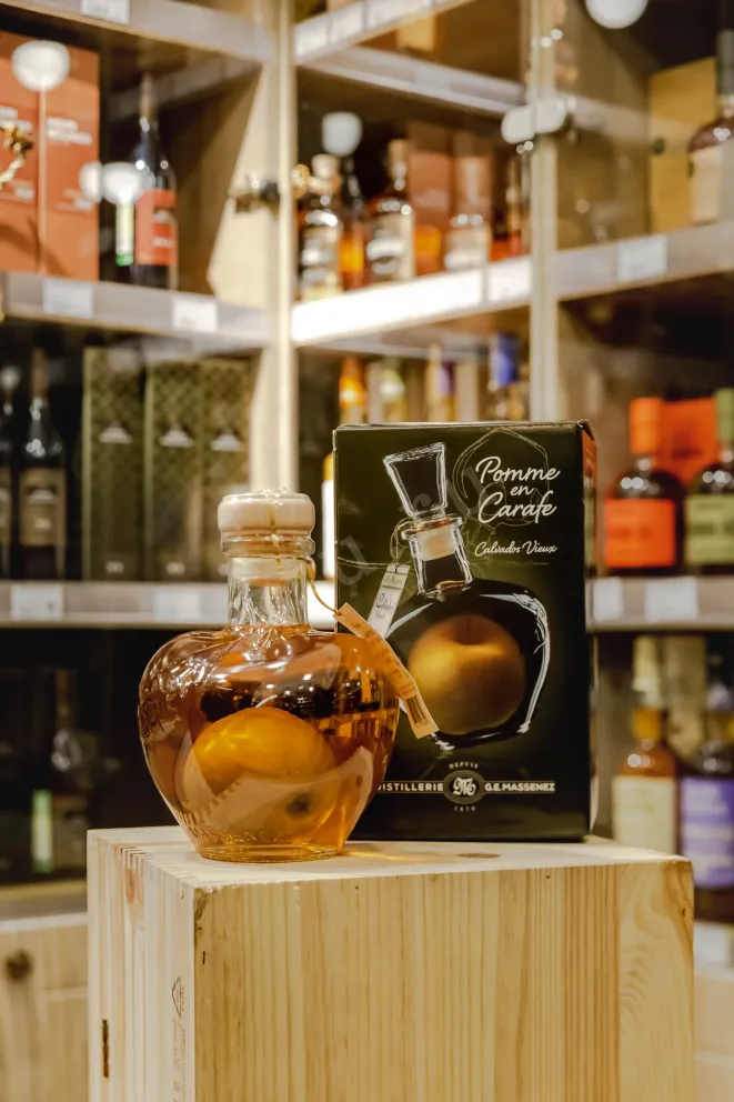 В магазине Крю Профи G.E. Massenez Vieux in gift box 0.7 л