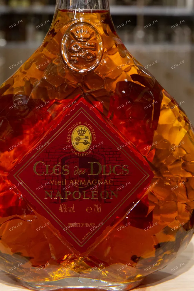 Этикетка Cles des Ducs Napoleon 0.7 л