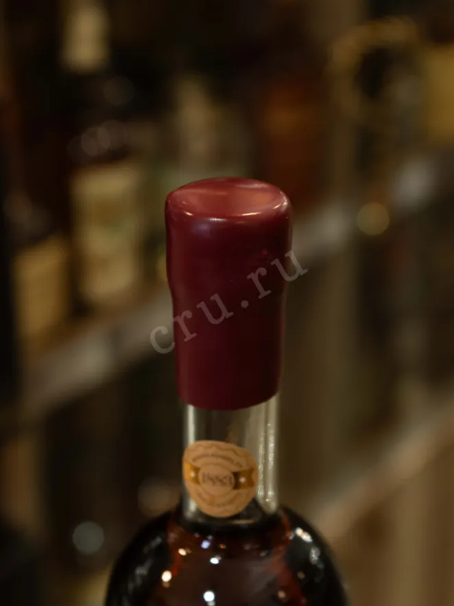 Пробка Jean Cave Vieil Armagnac AOC wooden box 1974 0.7 л