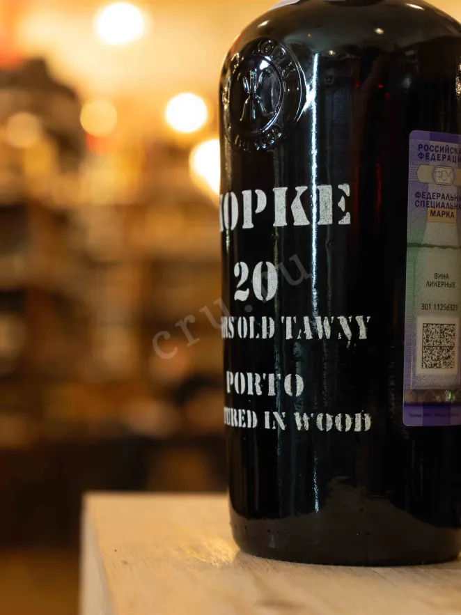 В магазине Крю Профи Kopke 20 years with gift box 2004 0.75 л