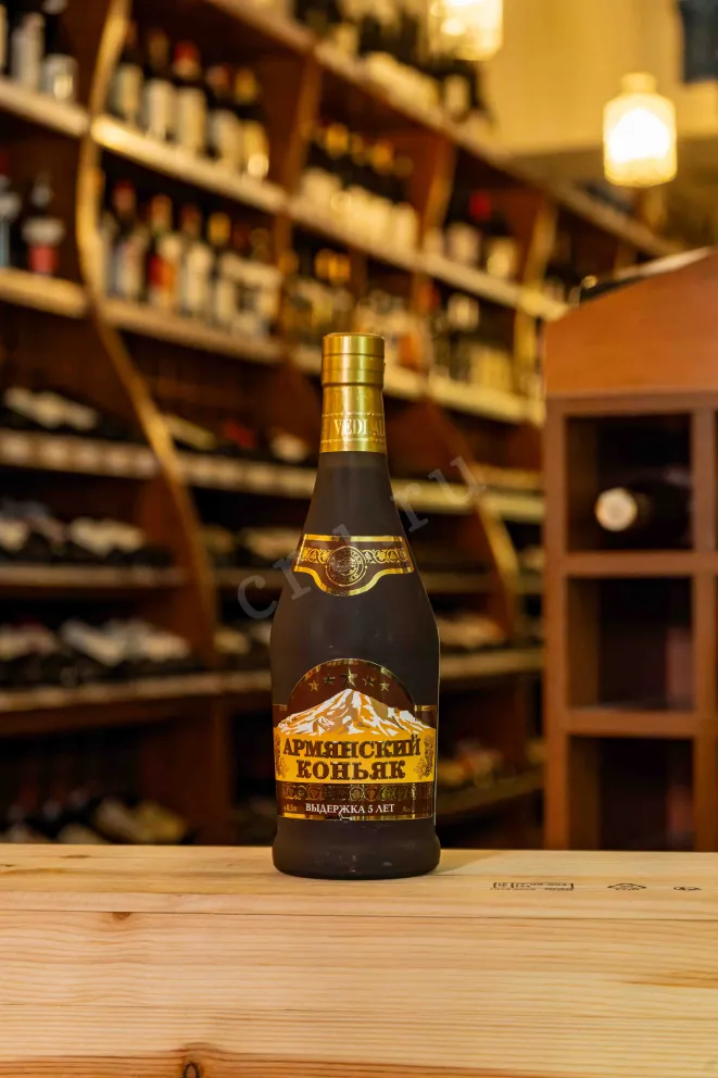 В магазине Крю Профи Vedi-Alko 5 Years Old in Frosted Bottle 0.5 л