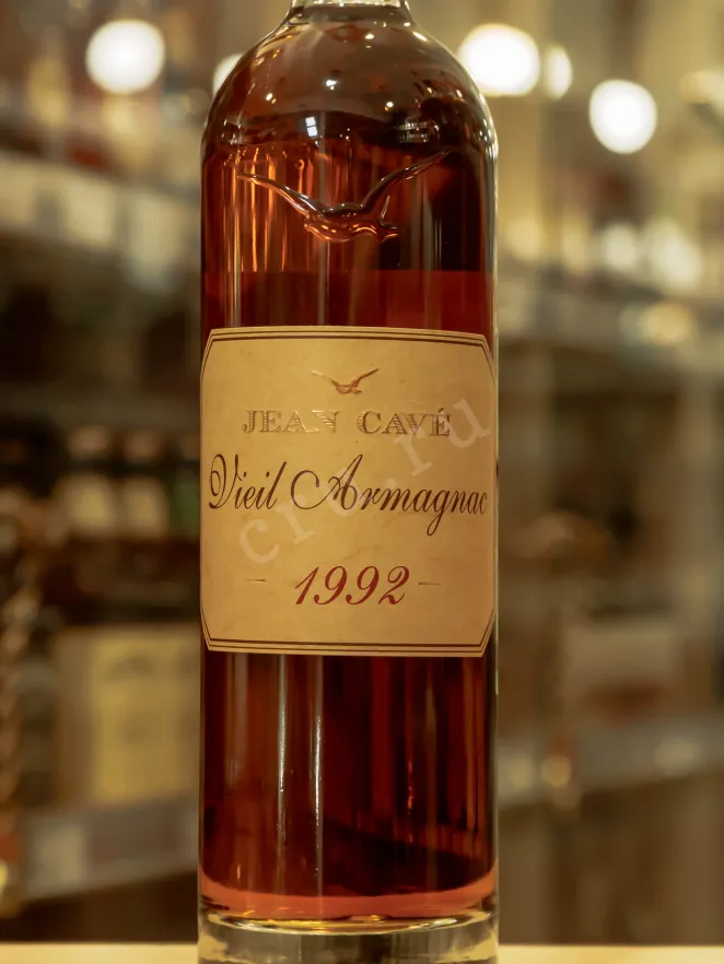 В магазине Крю Профи Jean Cave Vieil Armagnac AOC wooden box 1992 0.7 л