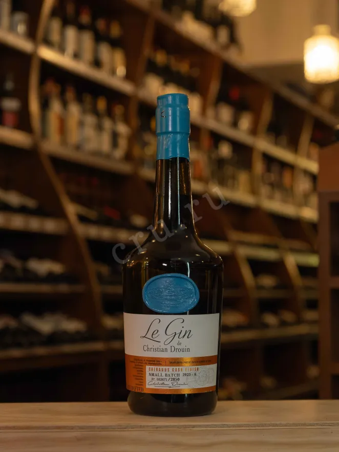 В магазине Крю Профи Christian Drouin Le Gin Calvados Cask Finish 0.7 л