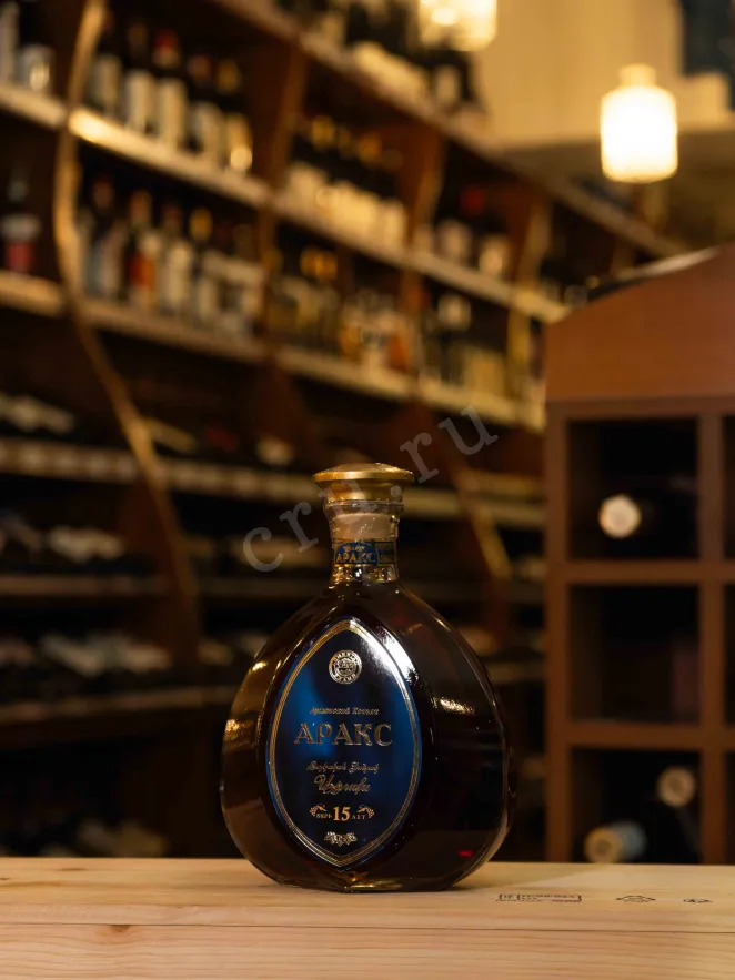 В магазине Крю Профи Araks 15 years 0.5 л