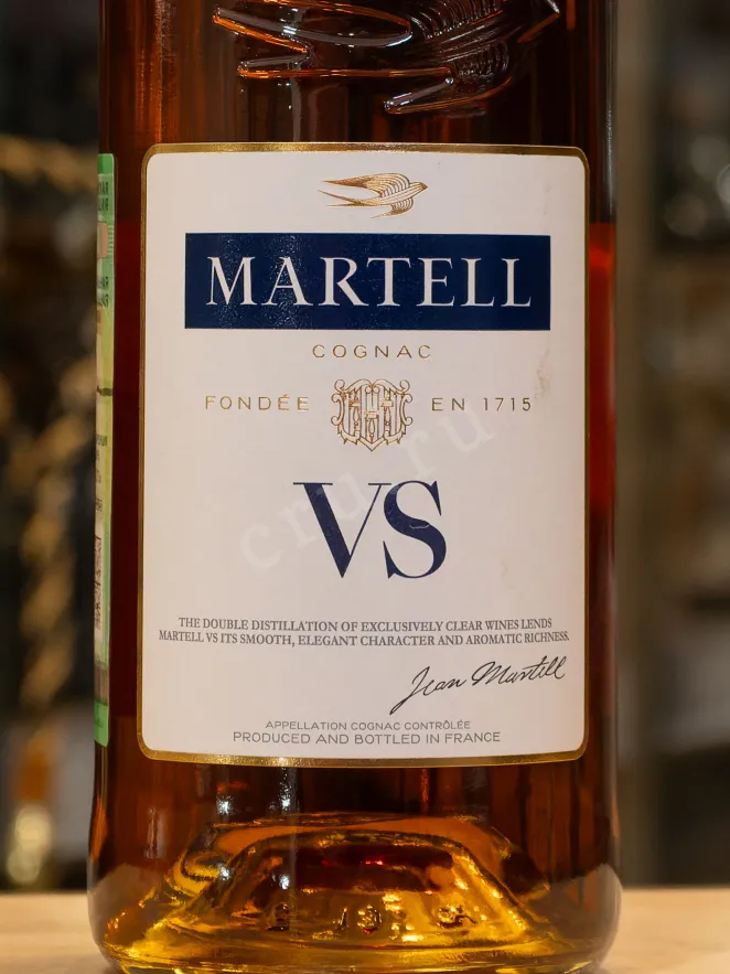 В магазине Крю Профи Martell VS 0.7 л
