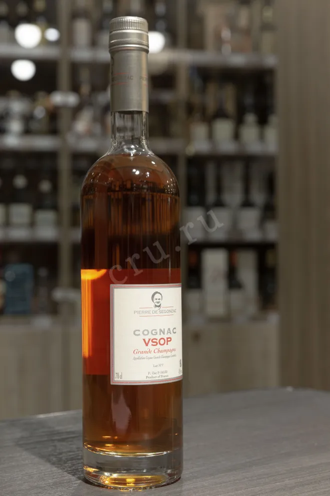 В магазине Крю Профи Pierre de Segonzac VSOP in gift box 0.7 л