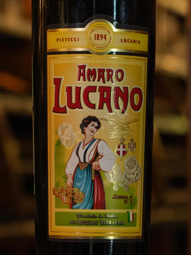 В магазине Крю Профи Amaro Lucano 0.7 л