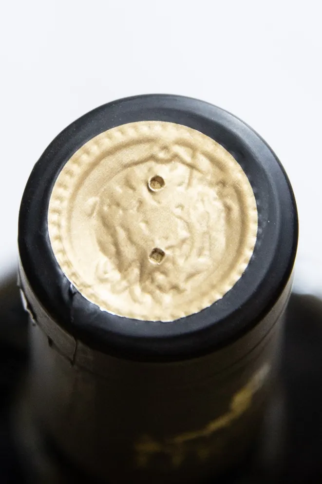 Пробка Ijevan Areni Red dry 2021 0.75 л