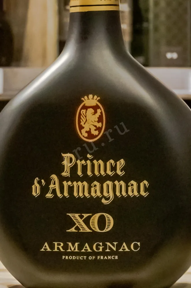 В магазине Крю Профи Prince d'Armagnac XO 0.7 л