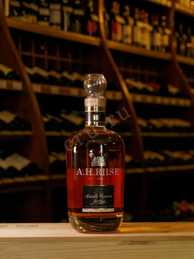 В магазине Крю Профи A.H. Riise Family Reserve gift box 0.7 л