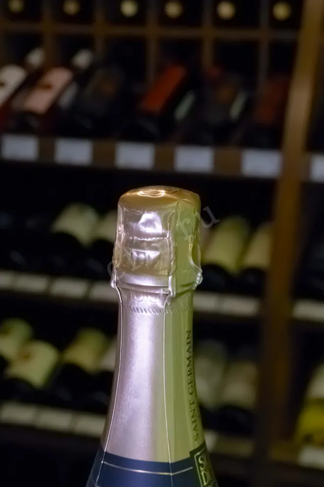 Пробка Saint Germain de Crayes Blanc de Blancs 2019 0.375 л