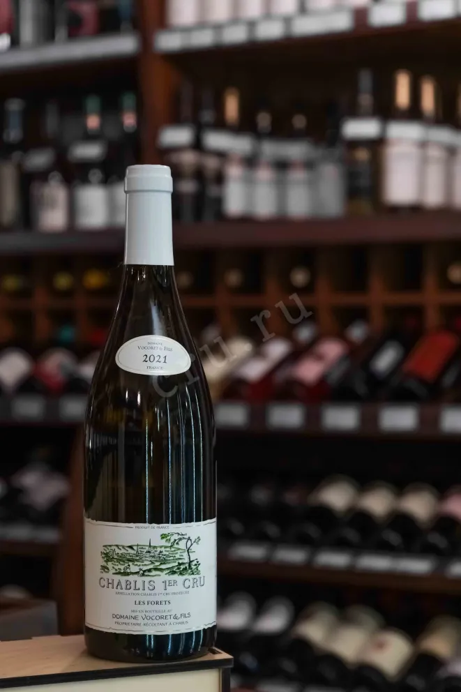 В магазине Крю Профи Domaine Vocoret et Fils Chablis Premier Cru Les Forets 2021 0.75 л