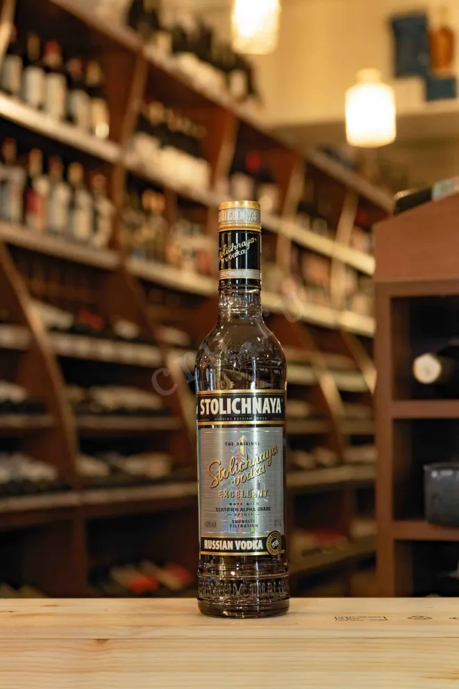 В магазине Крю Профи Stolichnaya Excellent 0.5 л