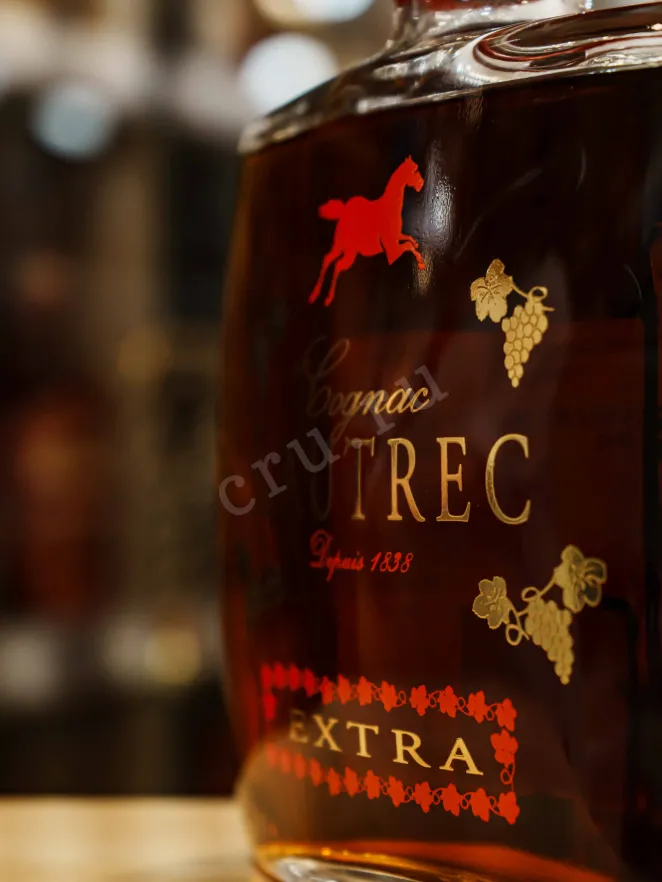 В магазине Крю Профи Lautrec Extra in wooden box 0.7 л
