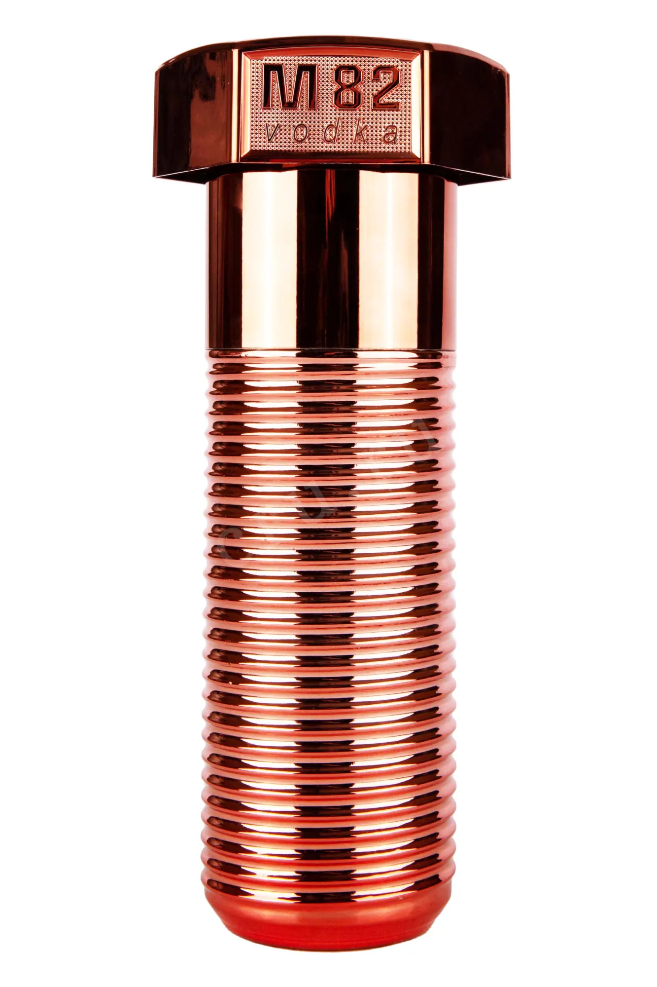Фото — Водка М 82 - Медь  0.75 л