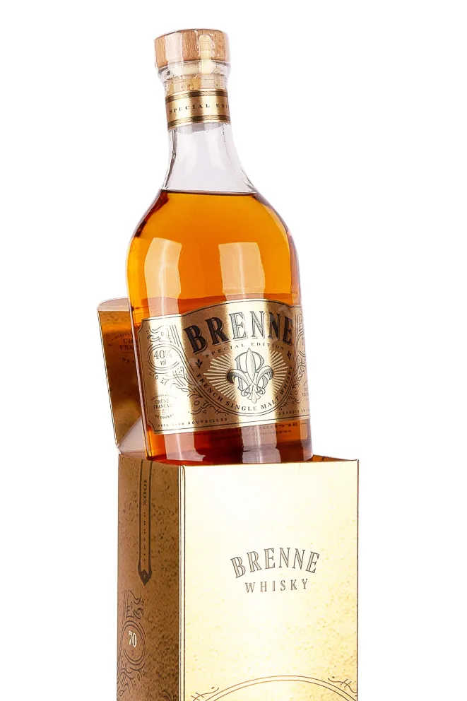 Подарочная коробка Brenne Pineaud des Charentes Finish in gift box 0.7 л