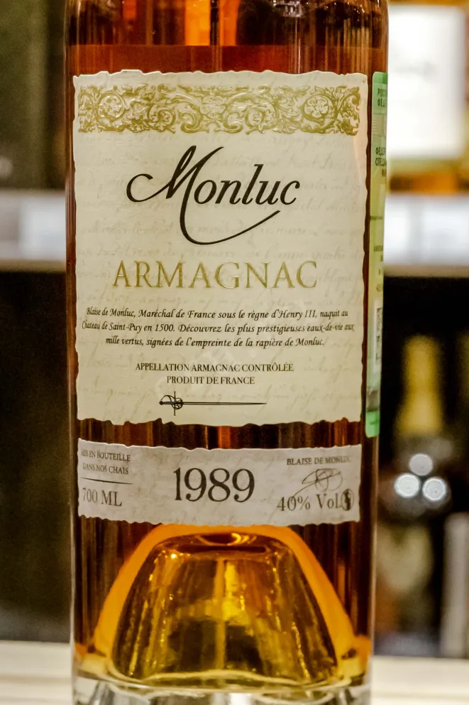 В магазине Крю Профи Monluc 1989 0.7 л