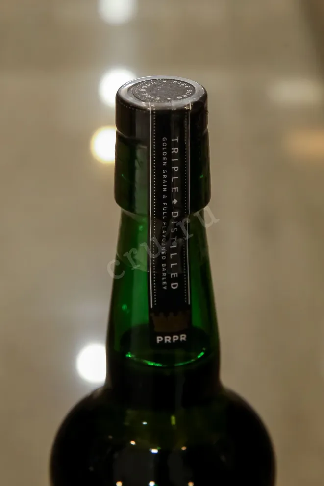 Пробка Proper Twelve with gift box 0.7 л