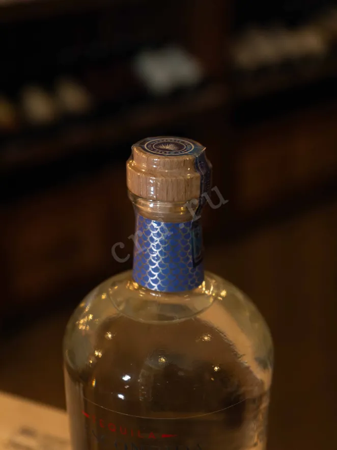 Пробка La Escondida Blanco in gift box 0.7 л