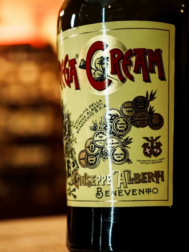 В магазине Крю Профи Strega Cream 0.7 л