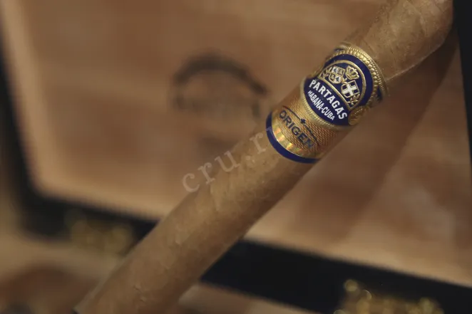 В магазине Крю Профи Partagas Linea Maestra Origen