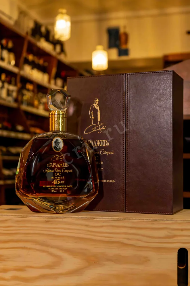 В магазине Крю Профи Saradjev 45 Years in gift box 0.7 л