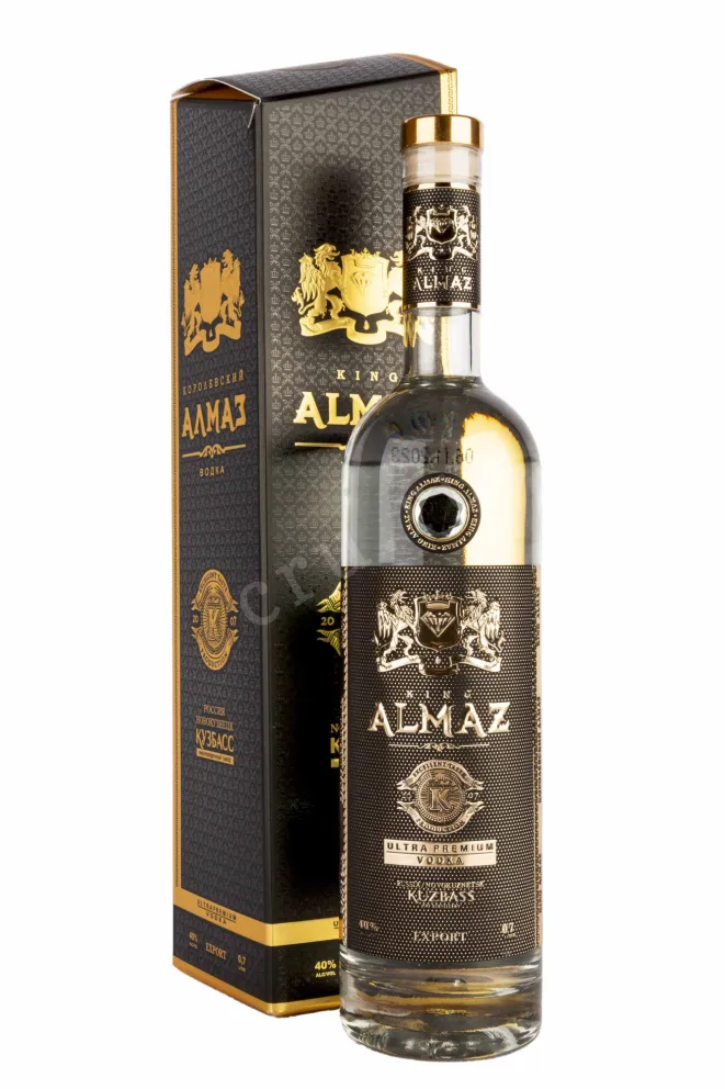 Водка Королевский Алмаз в подарочной упаковке  0.7 л