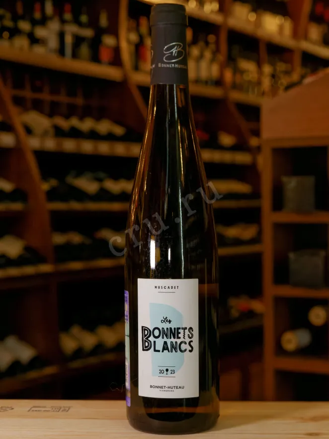 В магазине Крю Профи Bonnet-Huteau Les Bonnets Blancs Muscadet Sèvre et Maine sur Lie AOC 2023 0.75 л