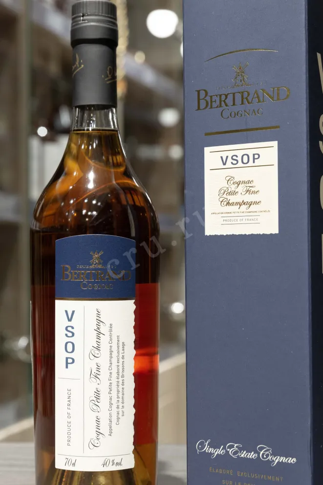 В магазине Крю Профи Bertrand VSOP gift box 0.7 л