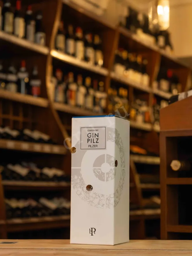 В магазине Крю Профи Pilzer GinPilz Dry in gift box 0.75 л