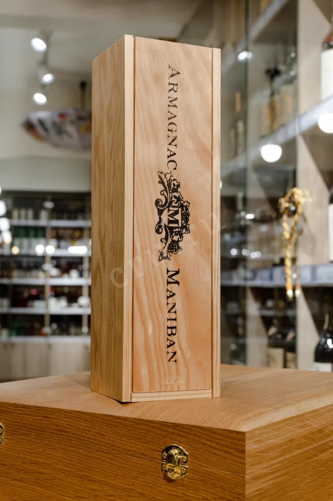 В магазине Крю Профи Maniban 1994 0.7 л