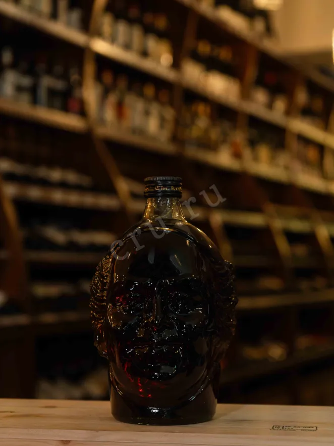 Пробка Old Monk The Legend 1 л