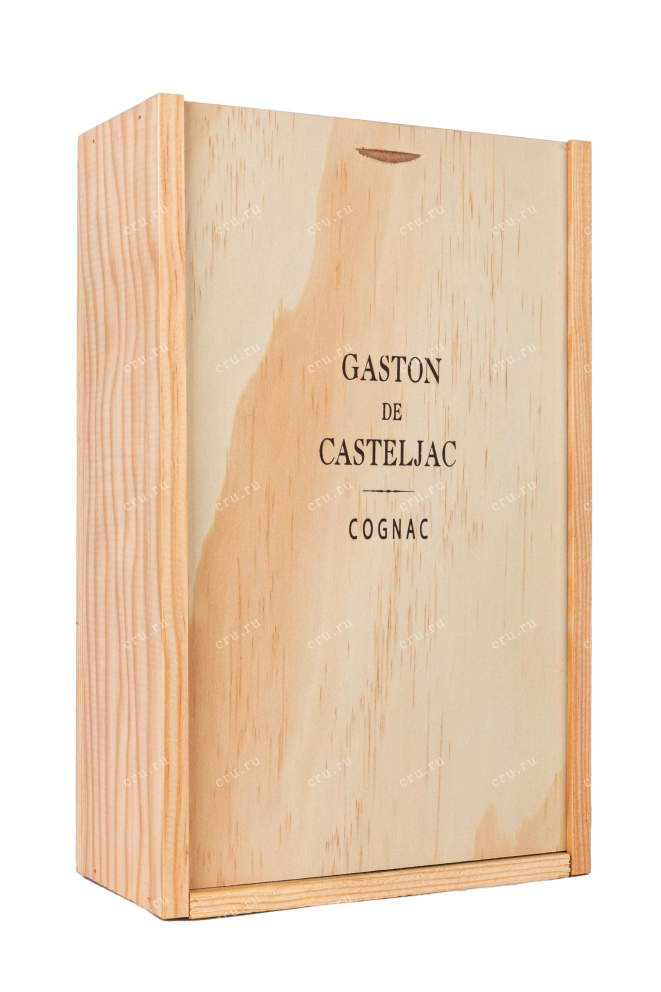 Деревянная коробка Gaston de Casteljac XO in decanter gift box 2009 0.7 л