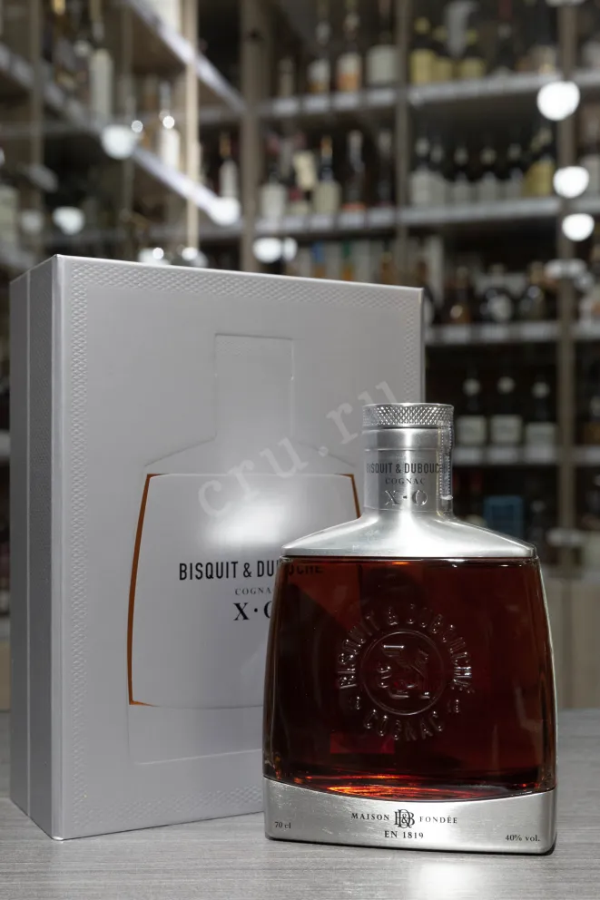 В магазине Крю Профи Bisquit & Dubouche XO in gift box 0.7 л