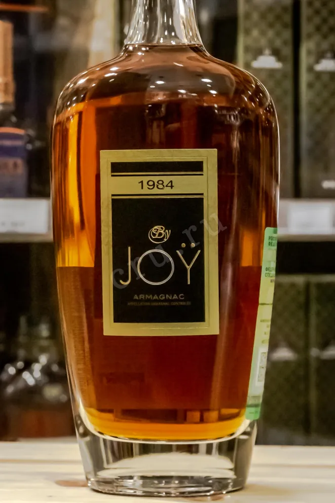 В магазине Крю Профи By Joy Millisime 1984 0.7 л