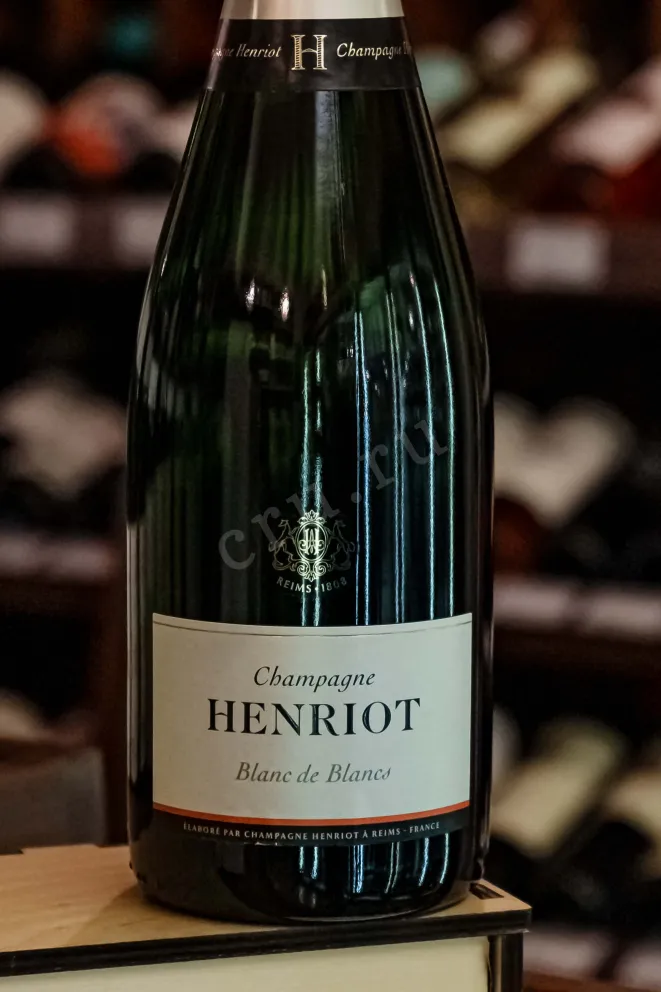 В магазине Крю Профи Henriot Blanc de Blancs with gift box 0.75 л
